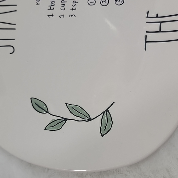 Rae Dunn Share The Love The Giving Plate - Picture 3 of 6